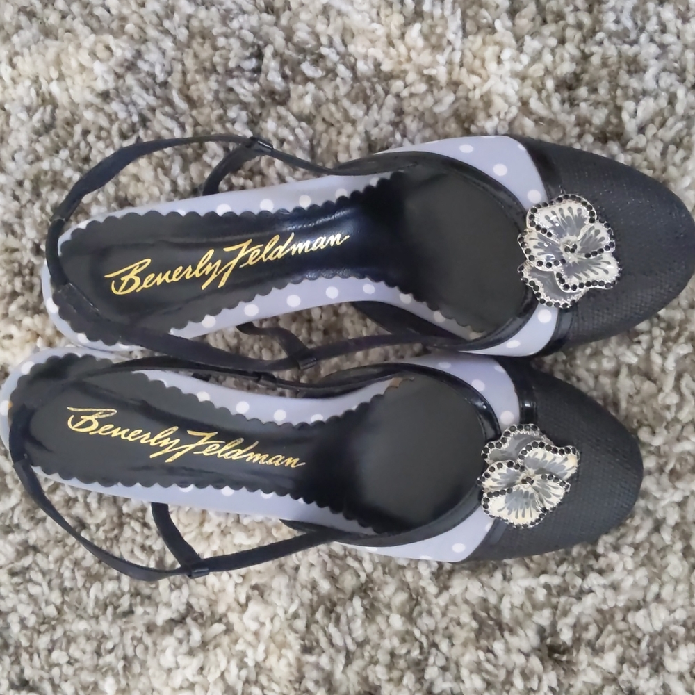 Beverly Feldman Slingbacks